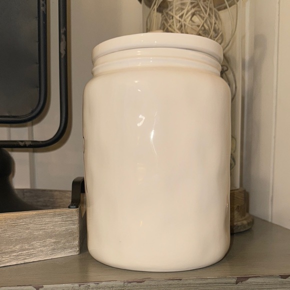 RAE DUNN Artisan Magenta White Ceramic ‘Flour’ Canister Cookie Jar Container - Picture 7 of 16